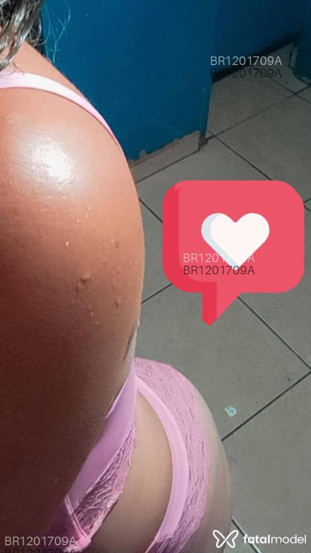 Acompanhante mulher loira (o) de olhos azuis em Ourinhos Acompanhante mulher loira (o) de olhos azuis em Ourinhos - Luana