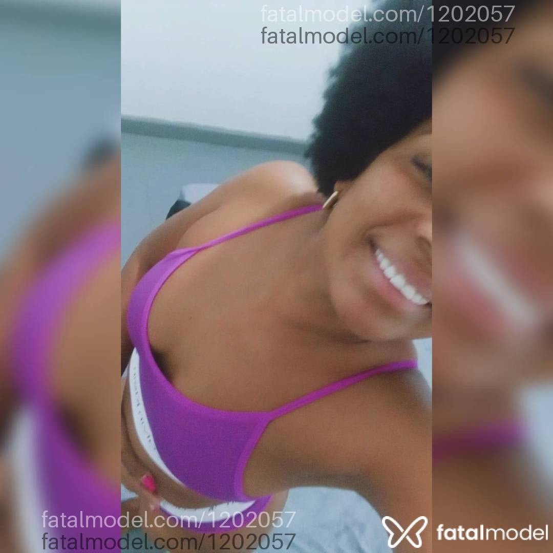 Acompanhante mulher com cabelo castanho de olhos castanhos em Iturama - juliana Muniz