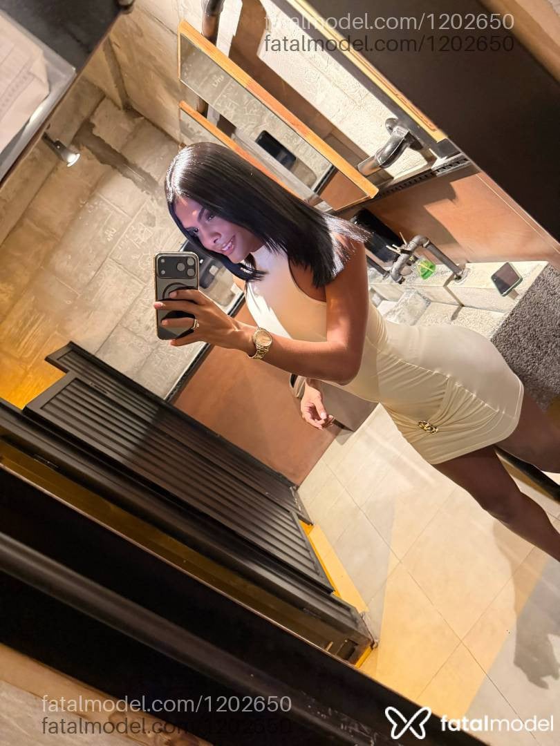 Acompanhante travesti morena (o) de olhos castanhos - ALICE MORENA