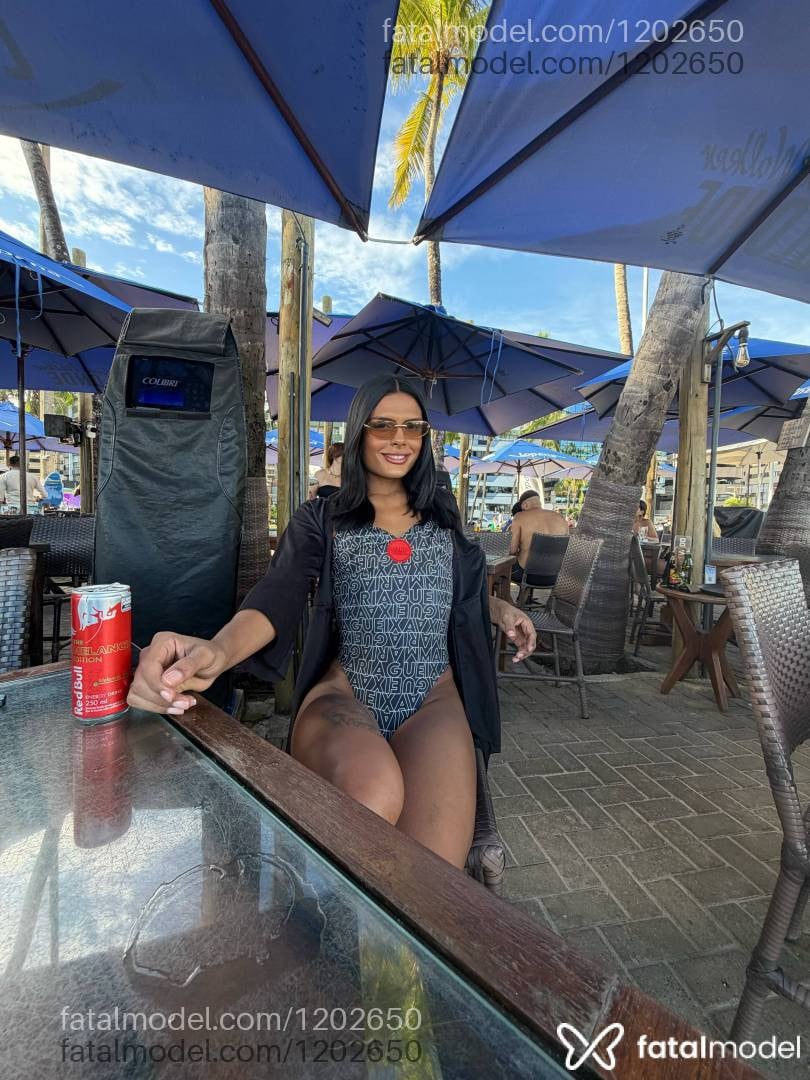 Acompanhante travesti morena (o) de olhos castanhos - ALICE MORENA