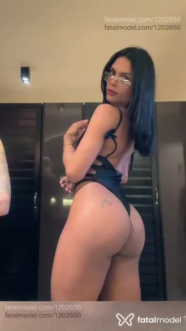 Acompanhante travesti morena (o) de olhos castanhos em Aracaju - ALICE MORENA