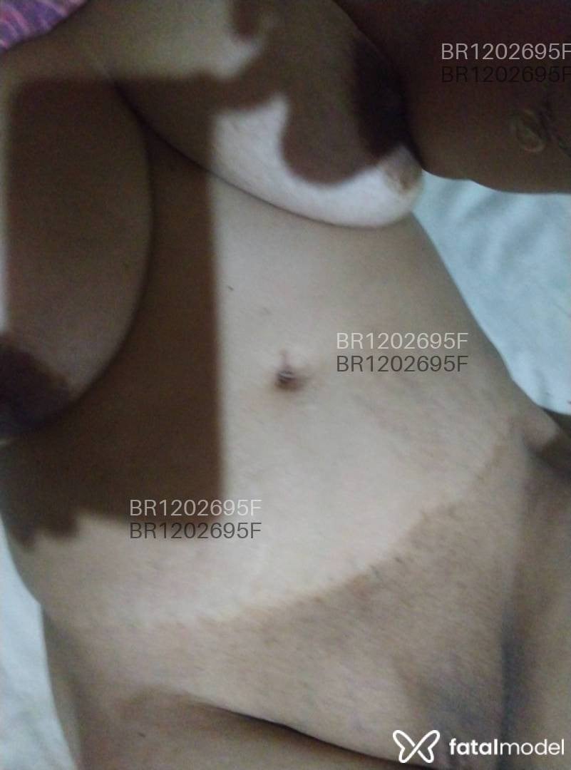 Acompanhante mulher morena (o) de olhos mel em Osório Acompanhante mulher morena (o) de olhos mel em Osório - Adriana