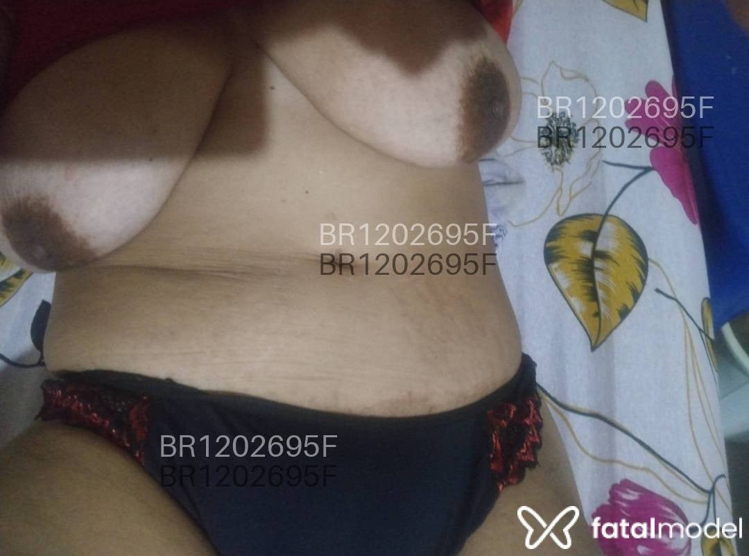 Acompanhante mulher morena (o) de olhos mel em Osório Acompanhante mulher morena (o) de olhos mel em Osório - Adriana