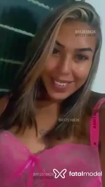 Acompanhante mulher morena (o) de olhos castanhos em Caruaru - Bruna Letícia