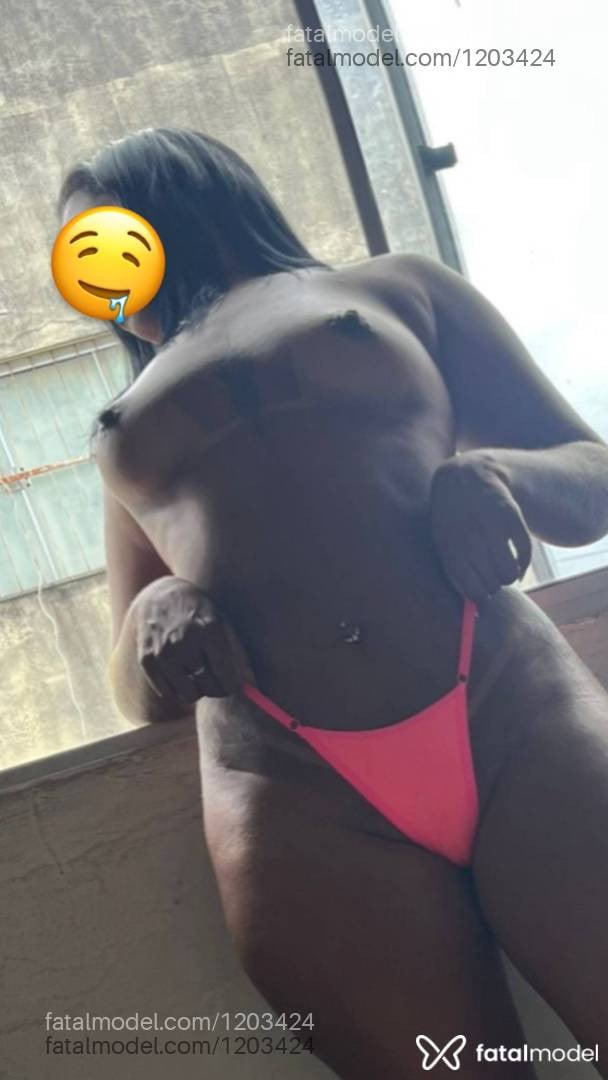 Acompanhante mulher morena (o) de olhos castanhos em Ubá - Suzana