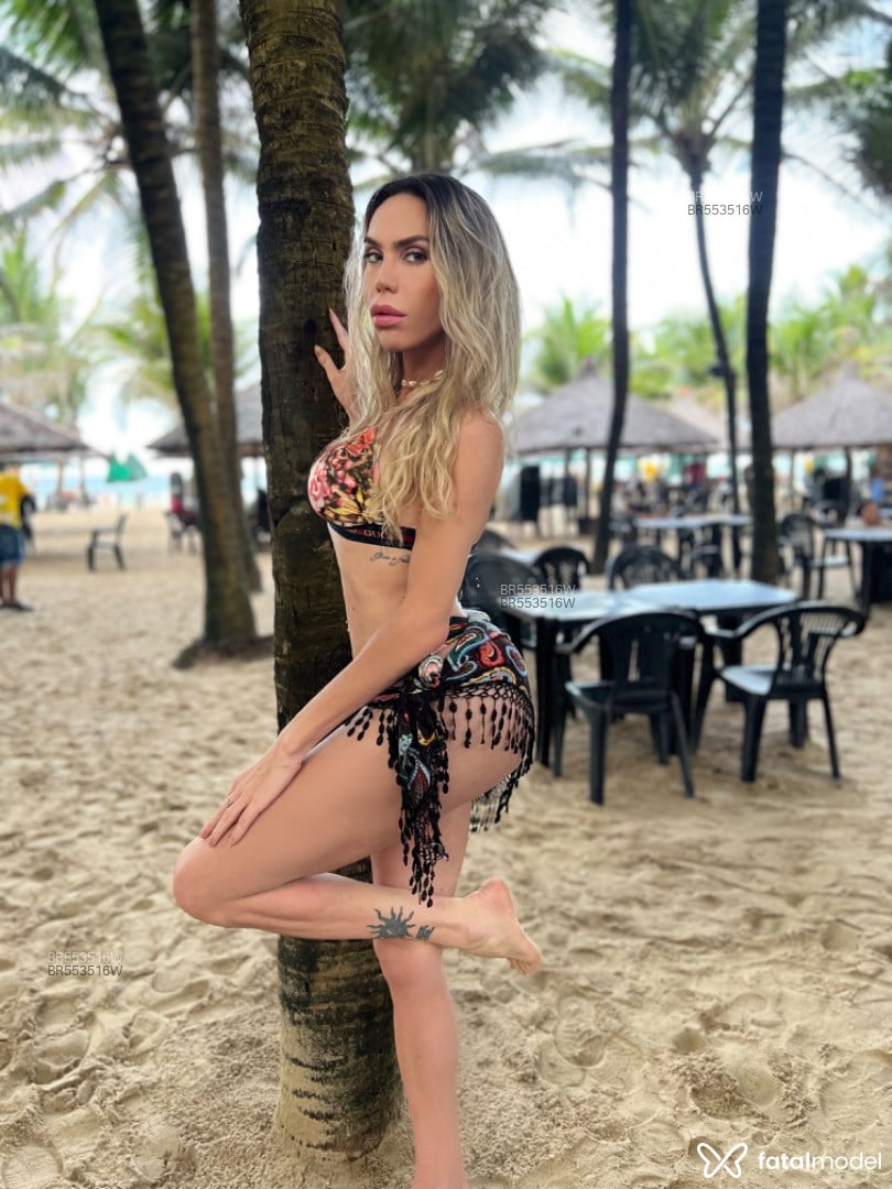 Acompanhante mulher trans loira (o) de olhos verdes em Criciúma - Tiffany Maldonado