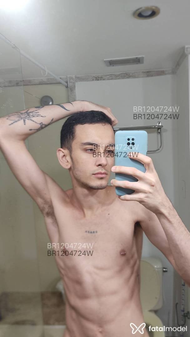 Acompanhante homem morena (o) de olhos verdes em Belo Horizonte - João Miguel