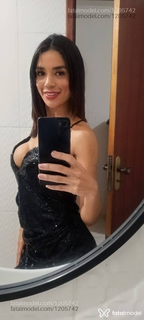 Acompanhante mulher morena (o) de olhos castanhos em Araruama - Alê Morena