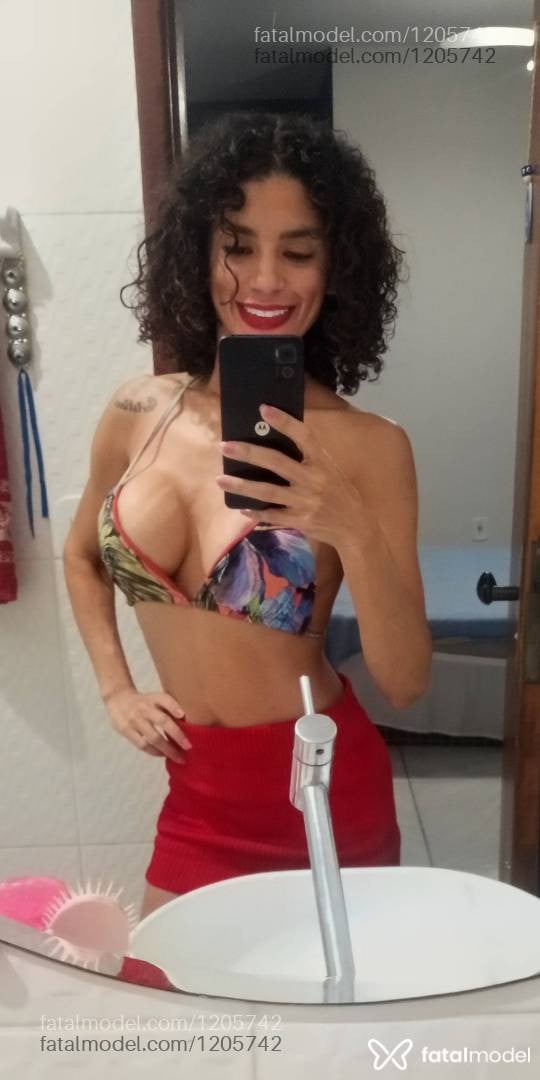 Acompanhante mulher morena (o) de olhos castanhos em Araruama - Alexa Morena