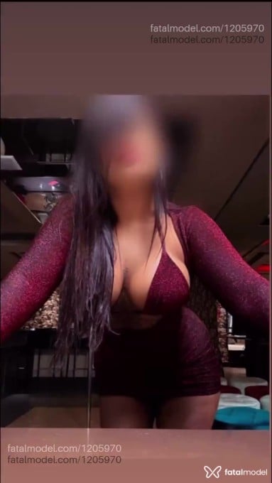 Acompanhante mulher com cabelo castanho de olhos castanhos em Uberlândia - Fernanda Avilla