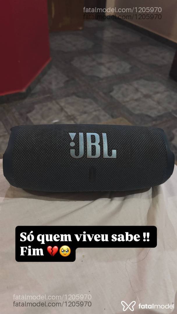 Acompanhante mulher com cabelo castanho de olhos castanhos - Fernanda Avilla