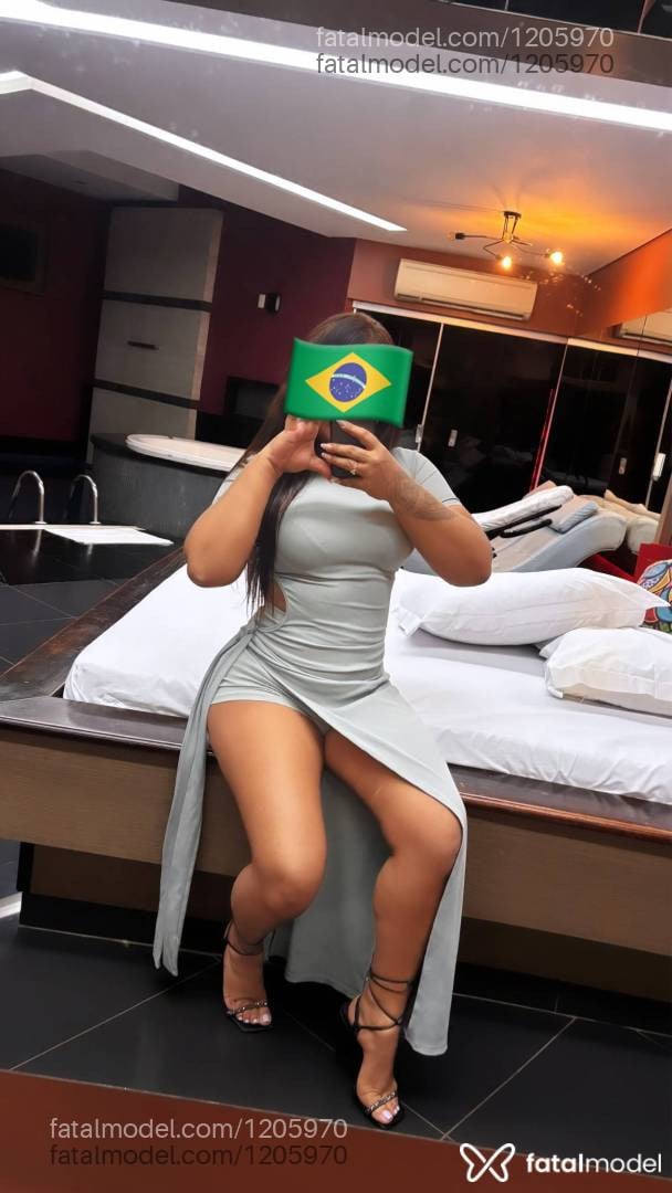 Acompanhante mulher com cabelo castanho de olhos castanhos em Patrocínio - Fernanda Avilla