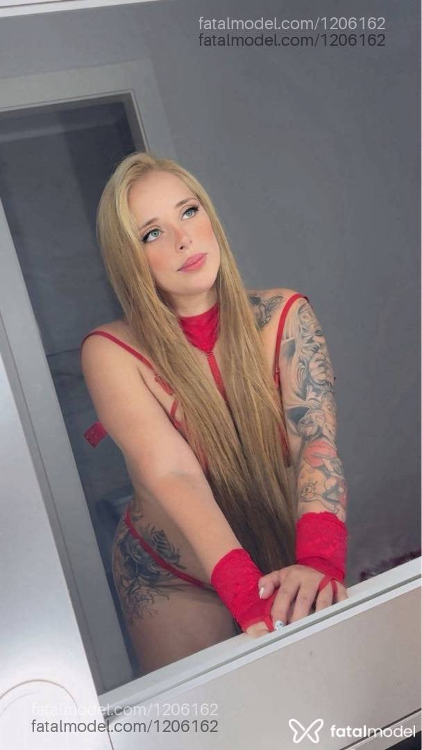 Acompanhante mulher loira (o) de olhos verdes em Maringá - Yara Barros