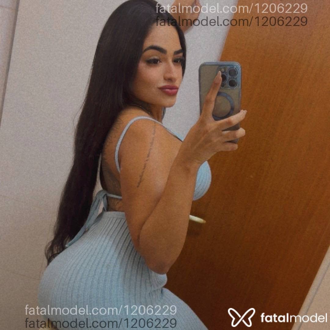 Acompanhante mulher morena (o) de olhos castanhos - Iara Ally