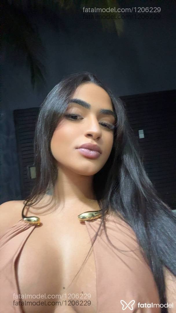 Acompanhante mulher morena (o) de olhos castanhos em Muriaé - Iara Ally
