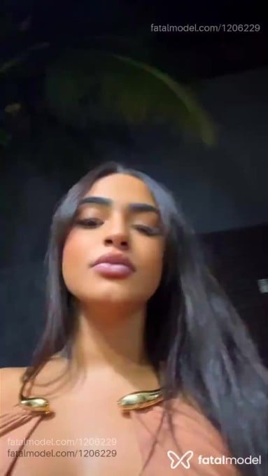 Acompanhante mulher morena (o) de olhos castanhos em Muriaé - Iara Ally