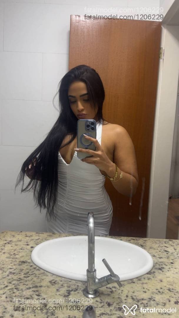 Acompanhante mulher morena (o) de olhos castanhos em Muriaé - Iara Ally