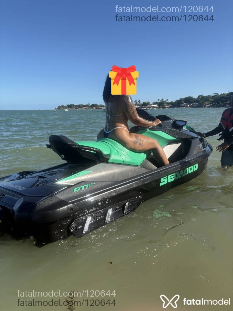 Acompanhante mulher com cabelo castanho de olhos castanhos em Porto Seguro - Morena bevenutt
