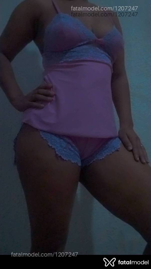 Acompanhante mulher morena (o) de olhos pretos - Brenda