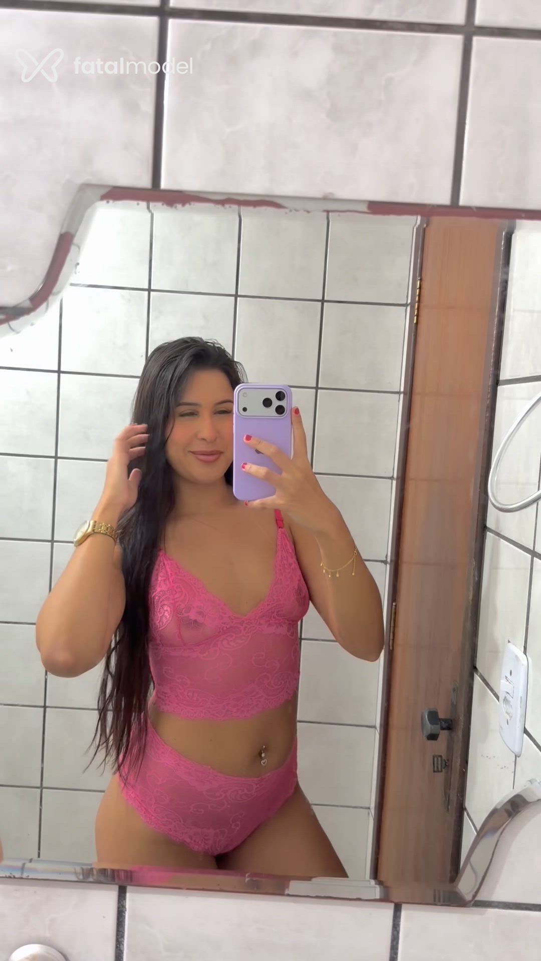 Acompanhante mulher morena (o) de olhos castanhos - Isabelly