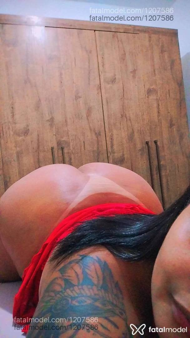 Acompanhante mulher morena (o) de olhos pretos - Carol