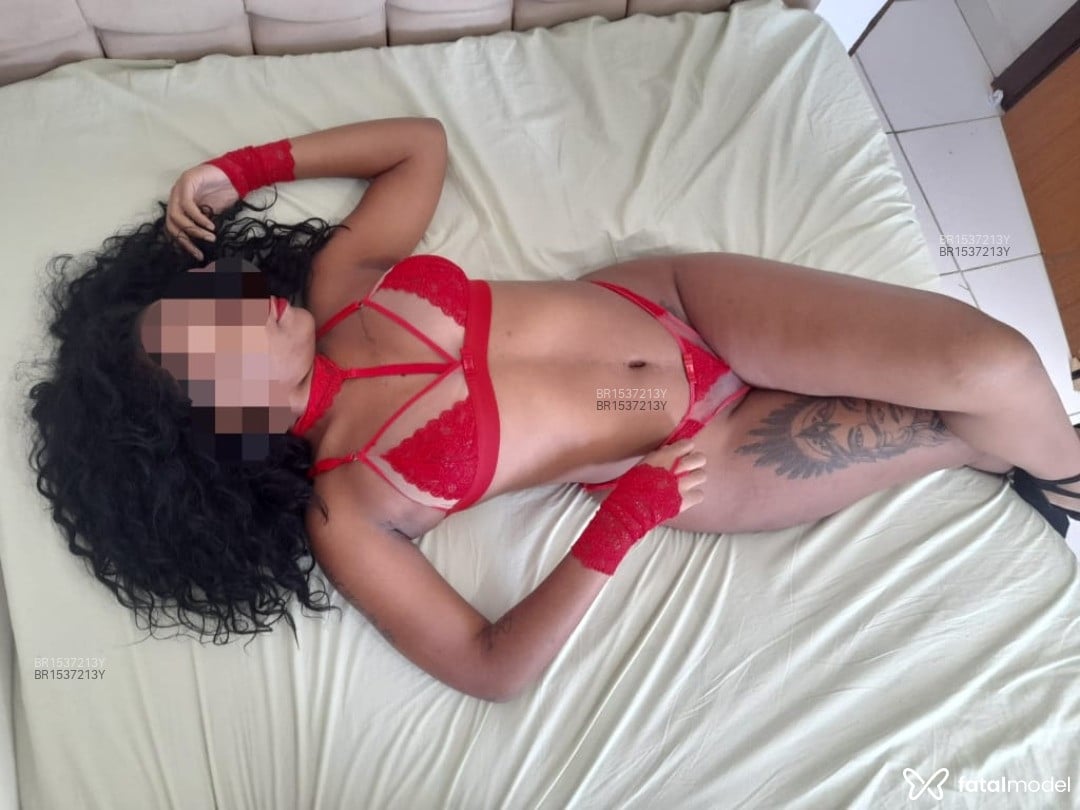 Acompanhante mulher morena (o) de olhos castanhos em Jequié Acompanhante mulher morena (o) de olhos castanhos em Jequié - Morena Liz