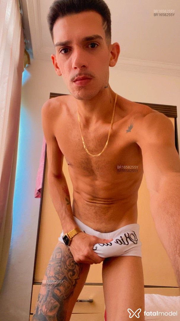 Acompanhante homem morena (o) de olhos pretos em Rio de Janeiro Acompanhante homem morena (o) de olhos pretos em Rio de Janeiro - NIEL MEDEIROS