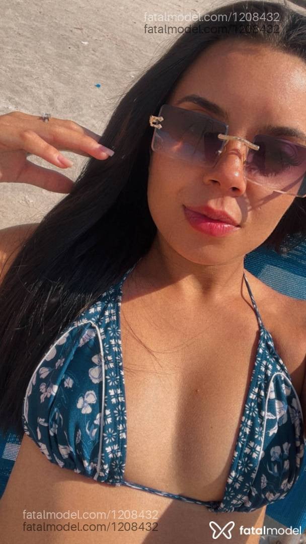 Acompanhante mulher morena (o) de olhos castanhos - Rafaela