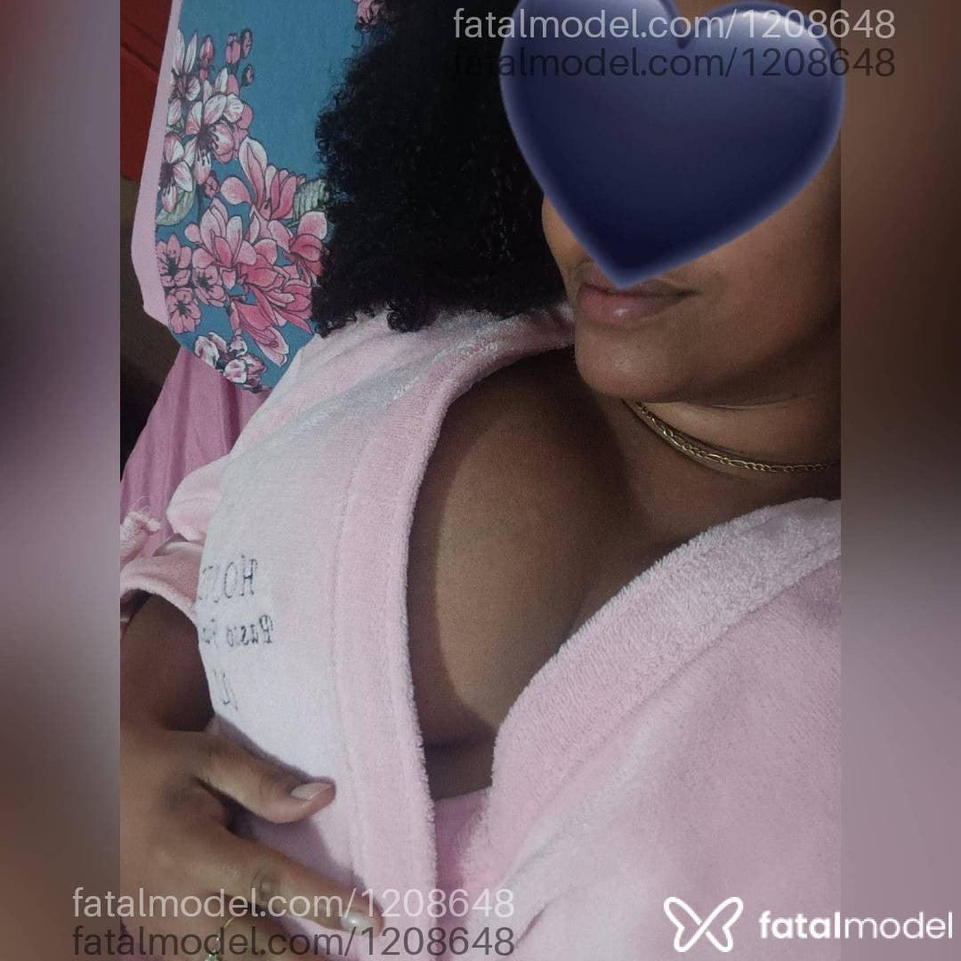 Acompanhante mulher com cabelo castanho de olhos castanhos em Passo Fundo - ISADORA