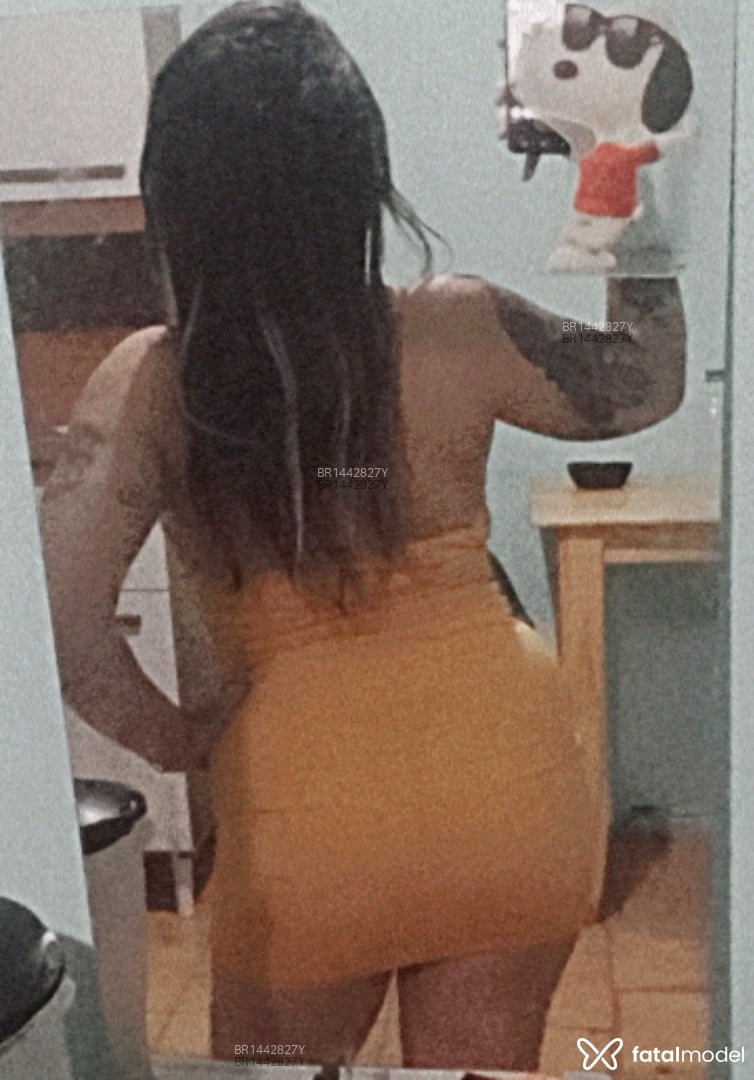 Acompanhante mulher com cabelo castanho de olhos mel em São José do Rio Preto - Meeel