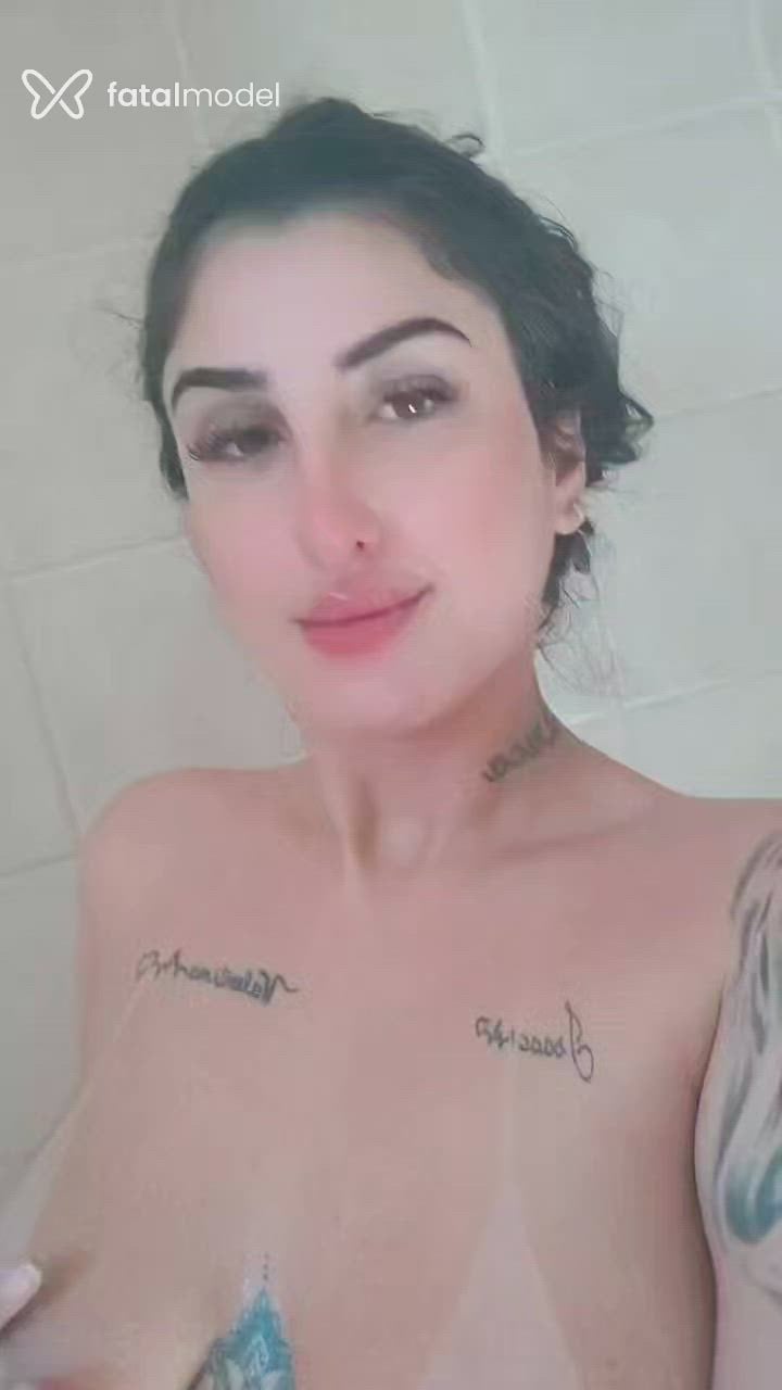 Acompanhante mulher com cabelo castanho de olhos castanhos em Ibitinga Acompanhante mulher com cabelo castanho de olhos castanhos em Ibitinga - Sofia munhoz