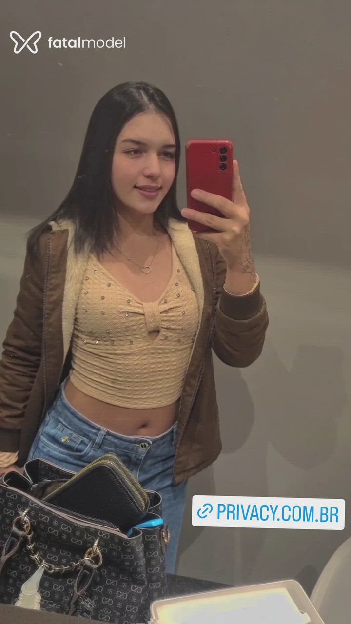 Acompanhante travesti morena (o) de olhos pretos em Criciúma Acompanhante travesti morena (o) de olhos pretos em Criciúma - Priscilla