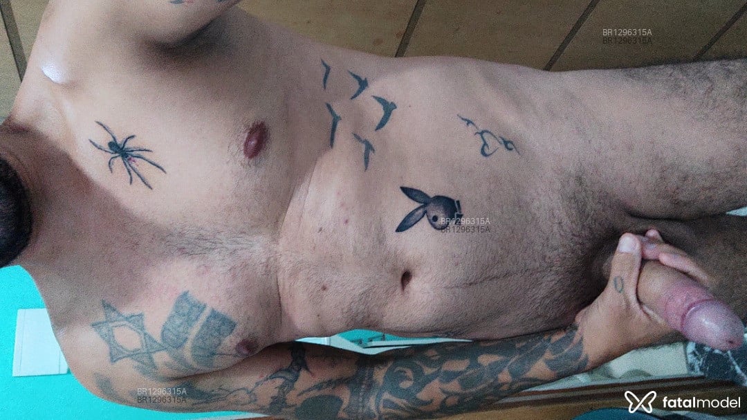 Acompanhante homem morena (o) de olhos castanhos em Ponta Grossa - PABLO EDU