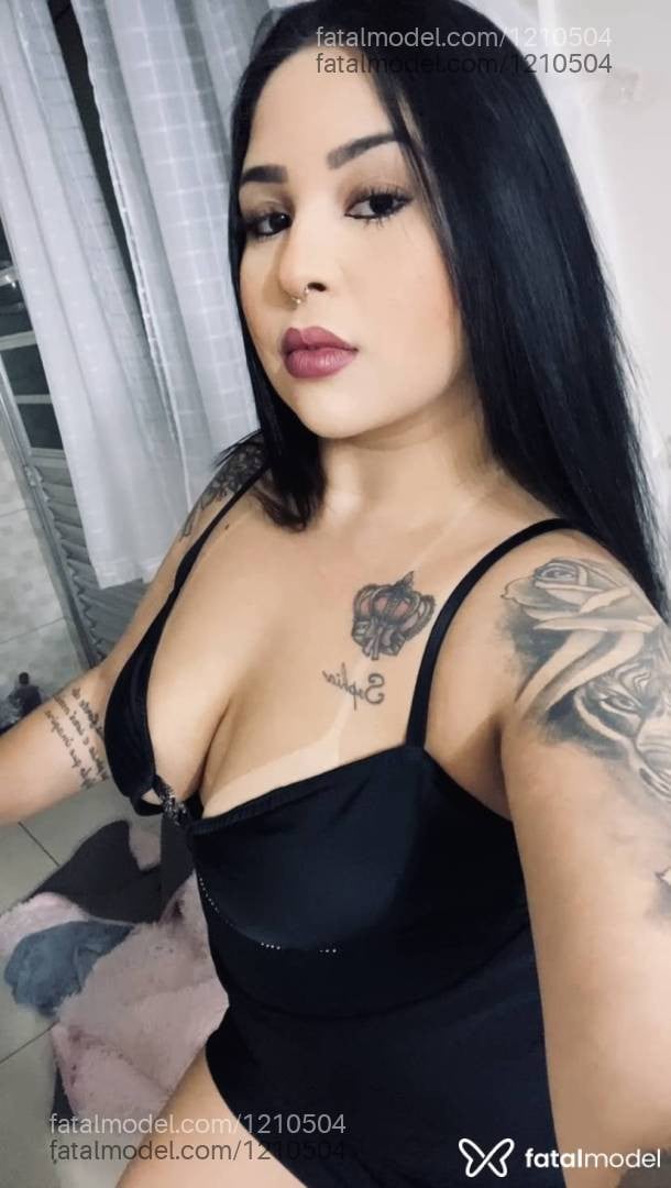 Acompanhante mulher morena (o) de olhos castanhos - Michelle Cris