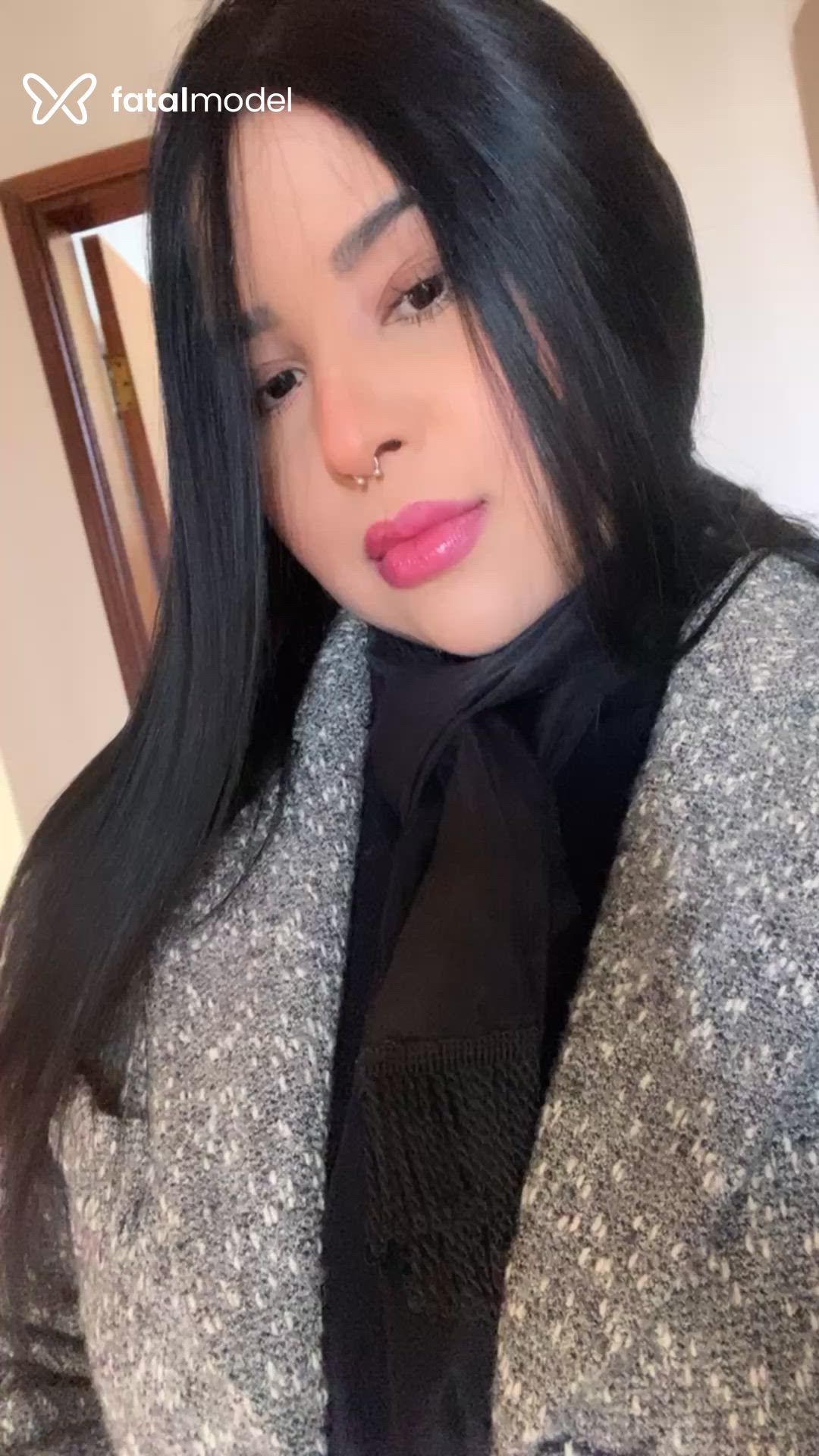 Acompanhante mulher morena (o) de olhos castanhos em São João da Boa Vista Acompanhante mulher morena (o) de olhos castanhos em São João da Boa Vista - Michelle Cris