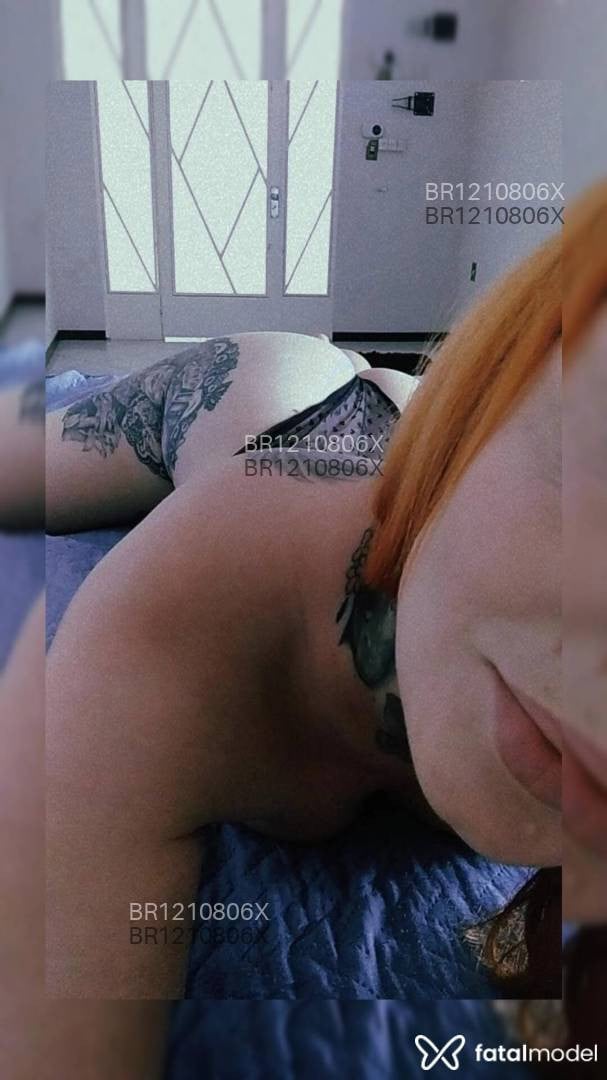 Acompanhante mulher ruiva (o) de olhos verdes em Itapetininga Acompanhante mulher ruiva (o) de olhos verdes em Itapetininga - Camily Barbieri