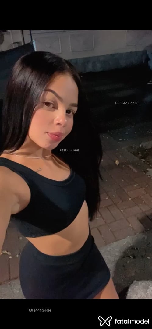 Acompanhante mulher com cabelo castanho de olhos castanhos em Campos dos Goytacazes - Alice