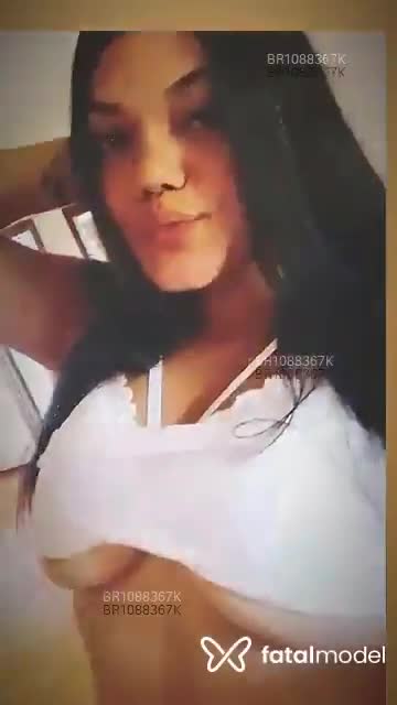 Acompanhante mulher morena (o) de olhos castanhos em Cerro Largo Acompanhante mulher morena (o) de olhos castanhos em Cerro Largo - Nicole lUXURY