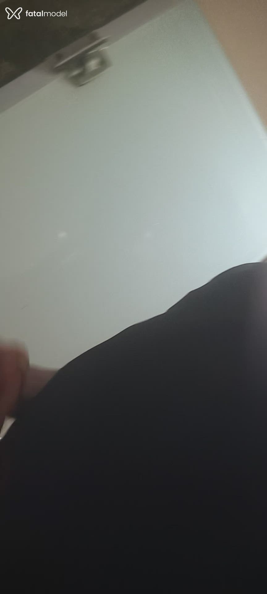 Acompanhante homem morena (o) de olhos pretos - Gustavo