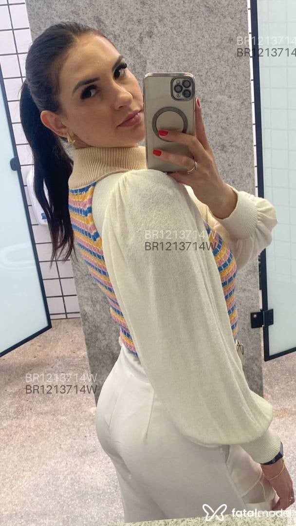 Acompanhante mulher com cabelo castanho de olhos castanhos em Goiânia - Lívia Fernandes