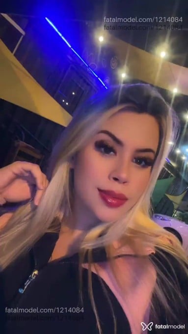 Acompanhante mulher loira (o) de olhos verdes em Divinópolis - Valentina Rossi