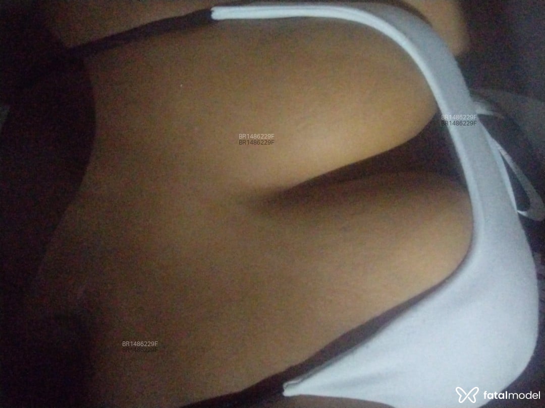 Acompanhante mulher morena (o) de olhos castanhos em Bom Despacho Acompanhante mulher morena (o) de olhos castanhos em Bom Despacho - Kah
