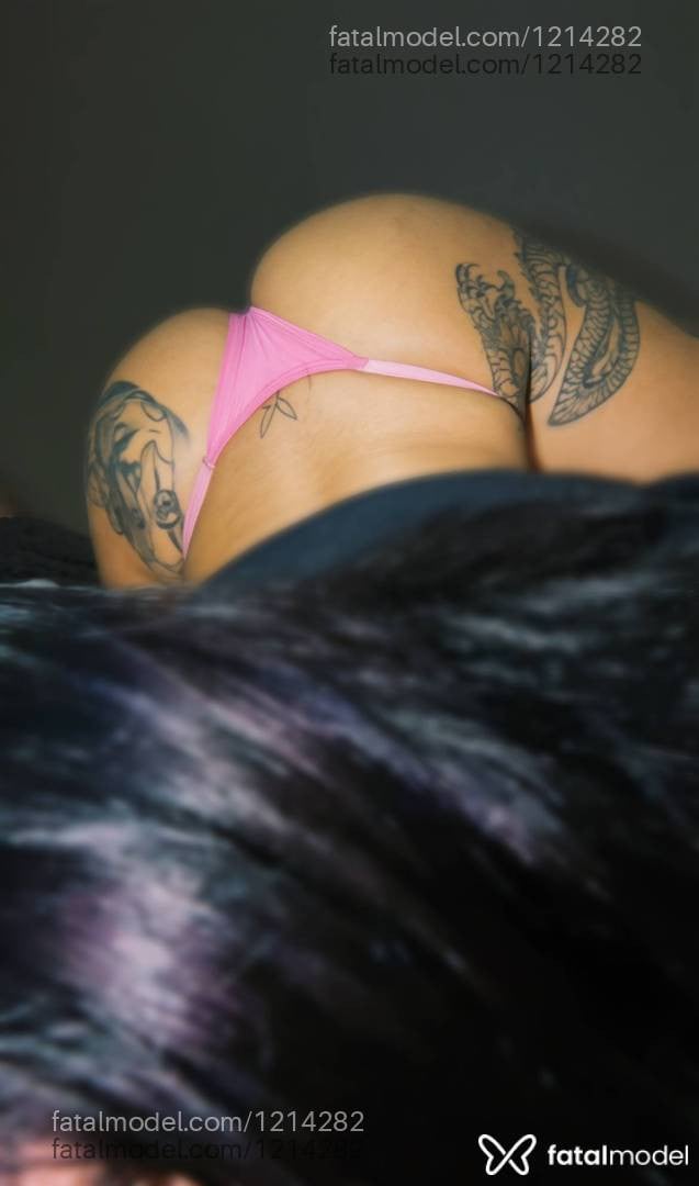 Acompanhante mulher trans morena (o) de olhos castanhos - Amanda