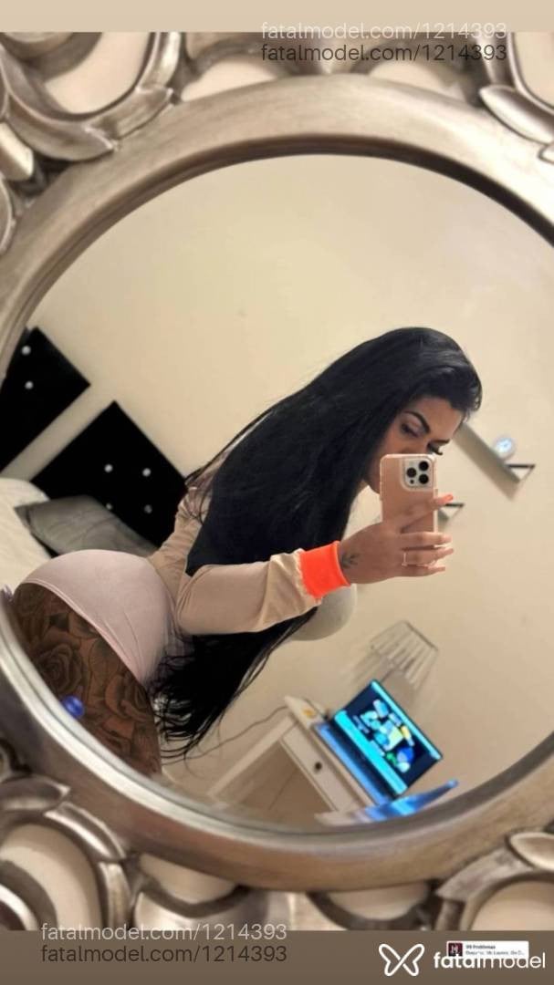 Acompanhante mulher trans morena (o) de olhos castanhos em Muriaé Acompanhante mulher trans morena (o) de olhos castanhos em Muriaé - Moana Diamonds