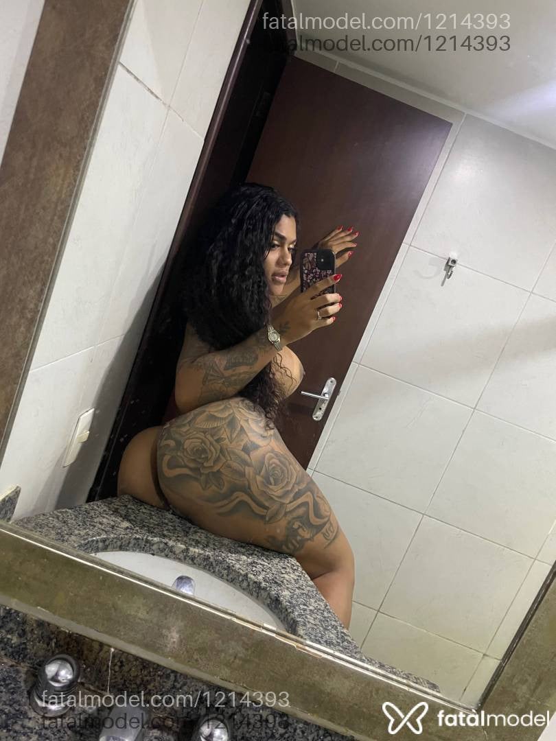 Acompanhante mulher trans morena (o) de olhos castanhos - Moana Diamonds