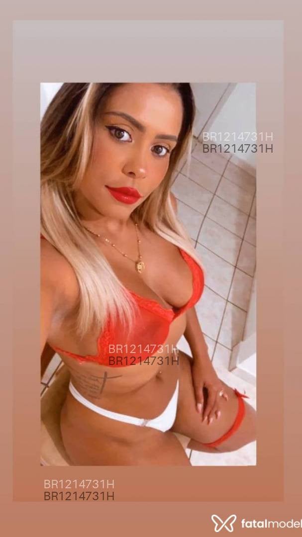 Acompanhante mulher loira (o) de olhos castanhos em Rio de Janeiro - Penélope