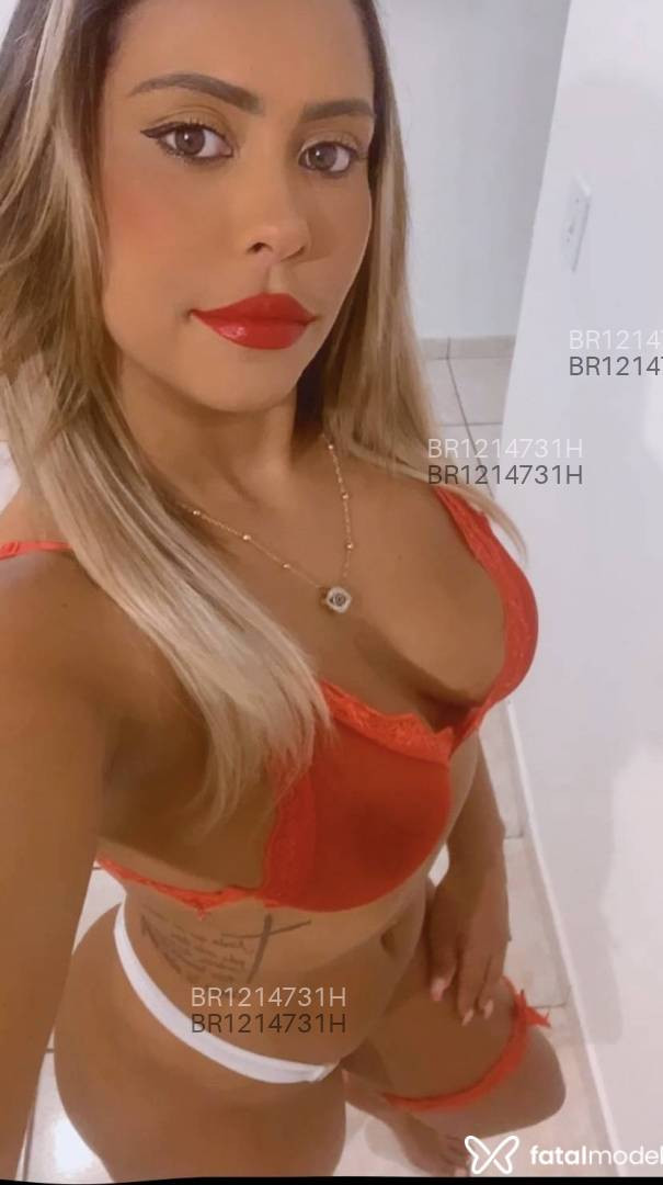 Acompanhante mulher loira (o) de olhos castanhos em Rio de Janeiro - Penélope