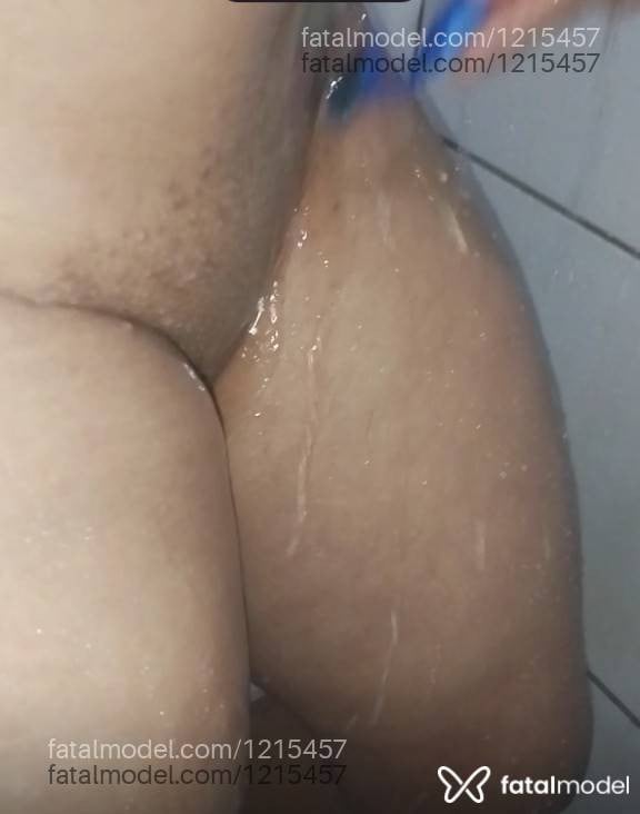 Acompanhante mulher com cabelo castanho de olhos castanhos - Morena Bela Morena