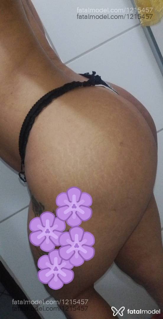 Acompanhante mulher com cabelo castanho de olhos castanhos - Morena Bela Morena