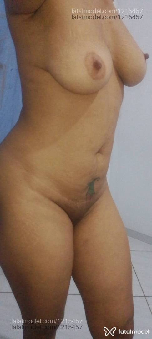 Acompanhante mulher com cabelo castanho de olhos castanhos - Morena Bela Morena
